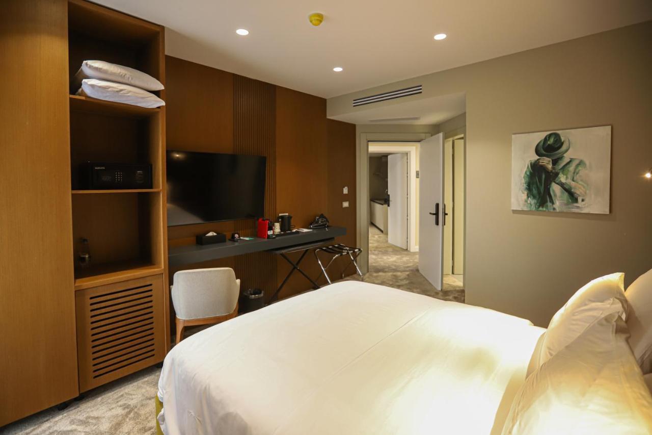 Urbanin Apartment & Hotel Tirana Exteriör bild